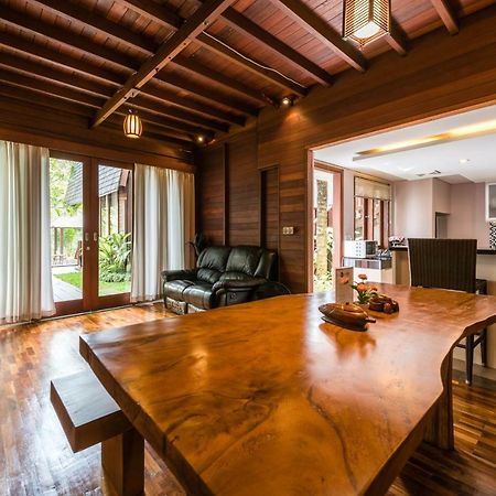 ג'ימבאראן Raja Woods Villa מראה חיצוני תמונה